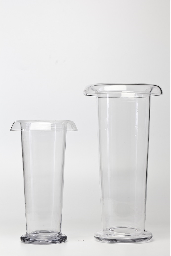 Glass vase 8